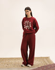 MAROON GRAPHIC CROPPED SWEATSHIRT