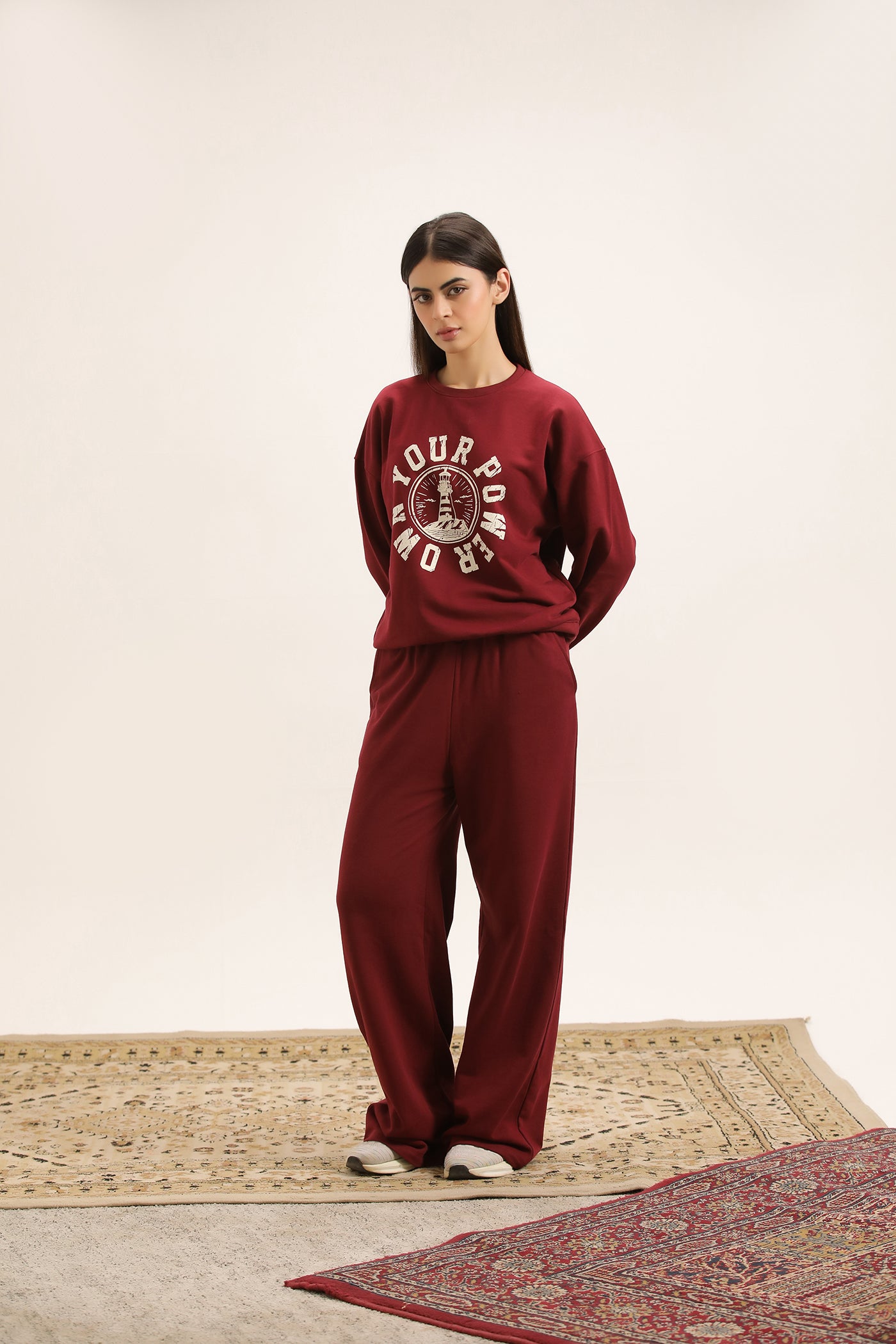 MAROON FLARED TROUSER WITH SIDE POCKETS