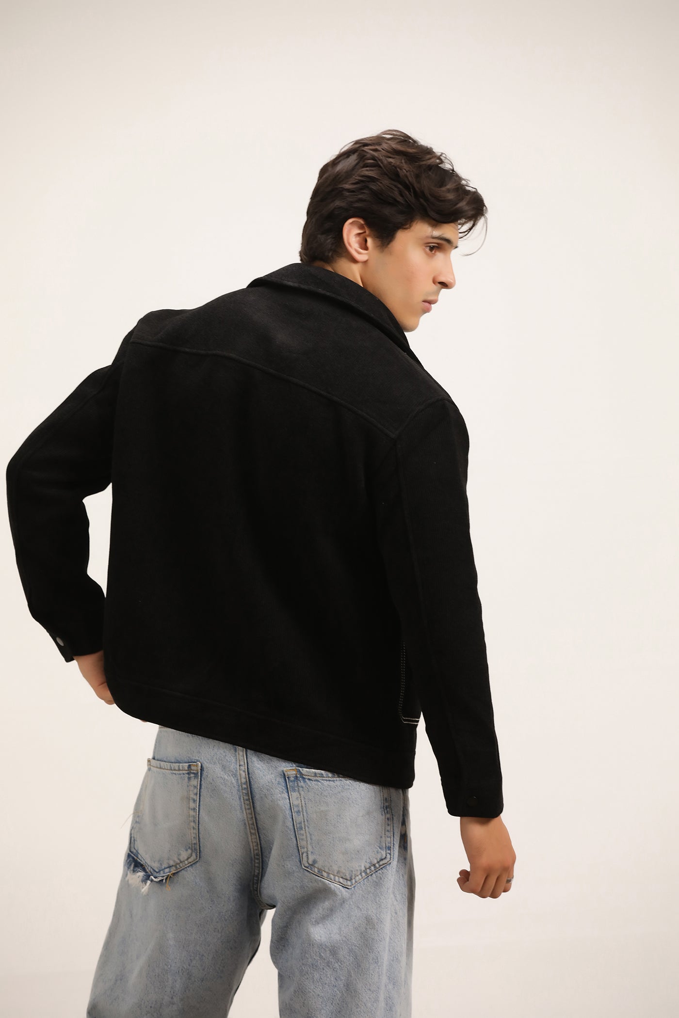 BLACK SHACKET WITH COLLAR
